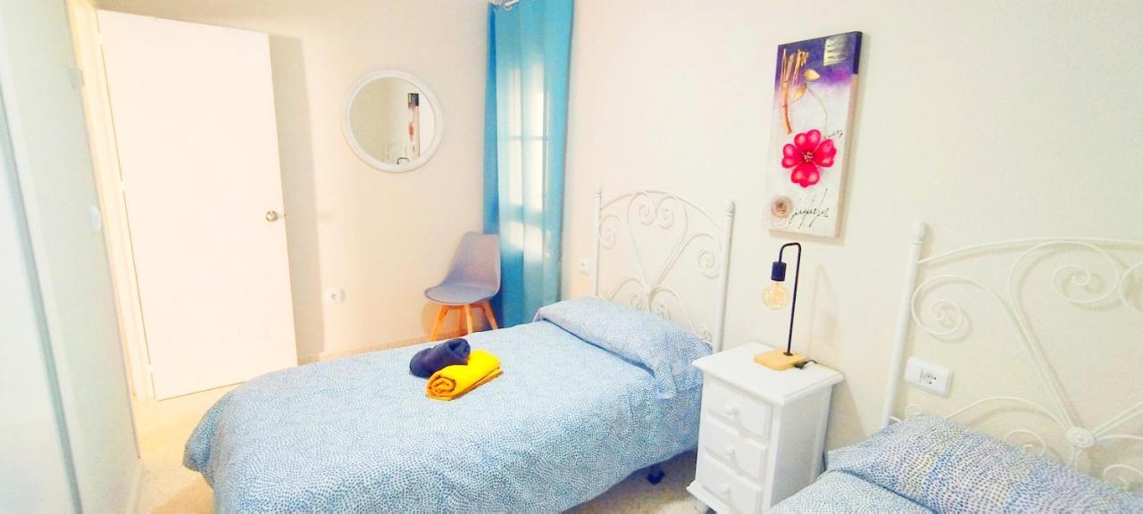 Apartamento Tres Carabelas Ii, Ac, Wifi, Parking Sanlúcar de Barrameda Eksteriør bilde